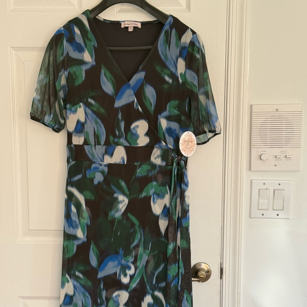 Harlow & Rose Green and Blue Short Sleeve Dress Nwt - Picture 2 of 16